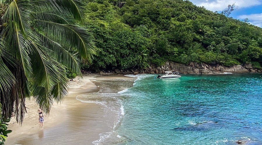 Anse Major i Baie Ternay
